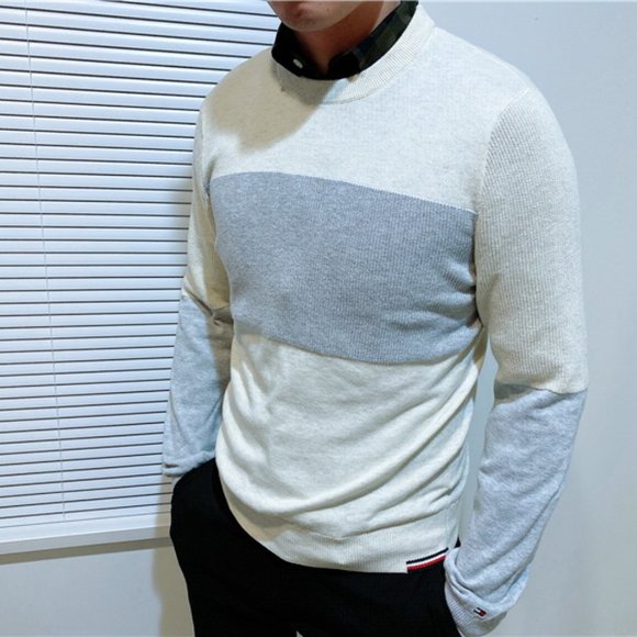 Tommy Hilfiger 78J1678 280 Sweater NWT - Picture 2 of 11